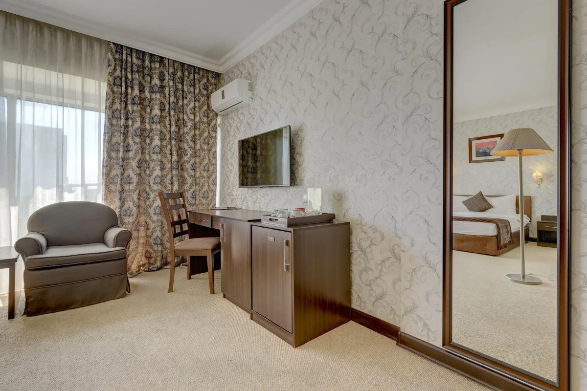 Отель Премьер Алатау