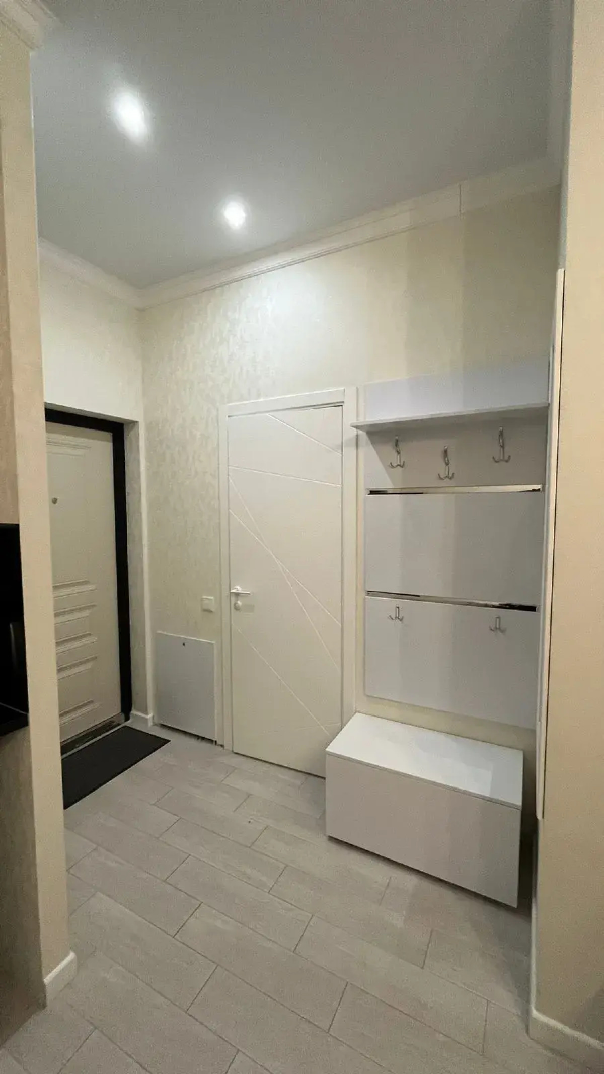 Апартаменты Евро 2-ком с балконом возле моря в центре Адлера Ajax