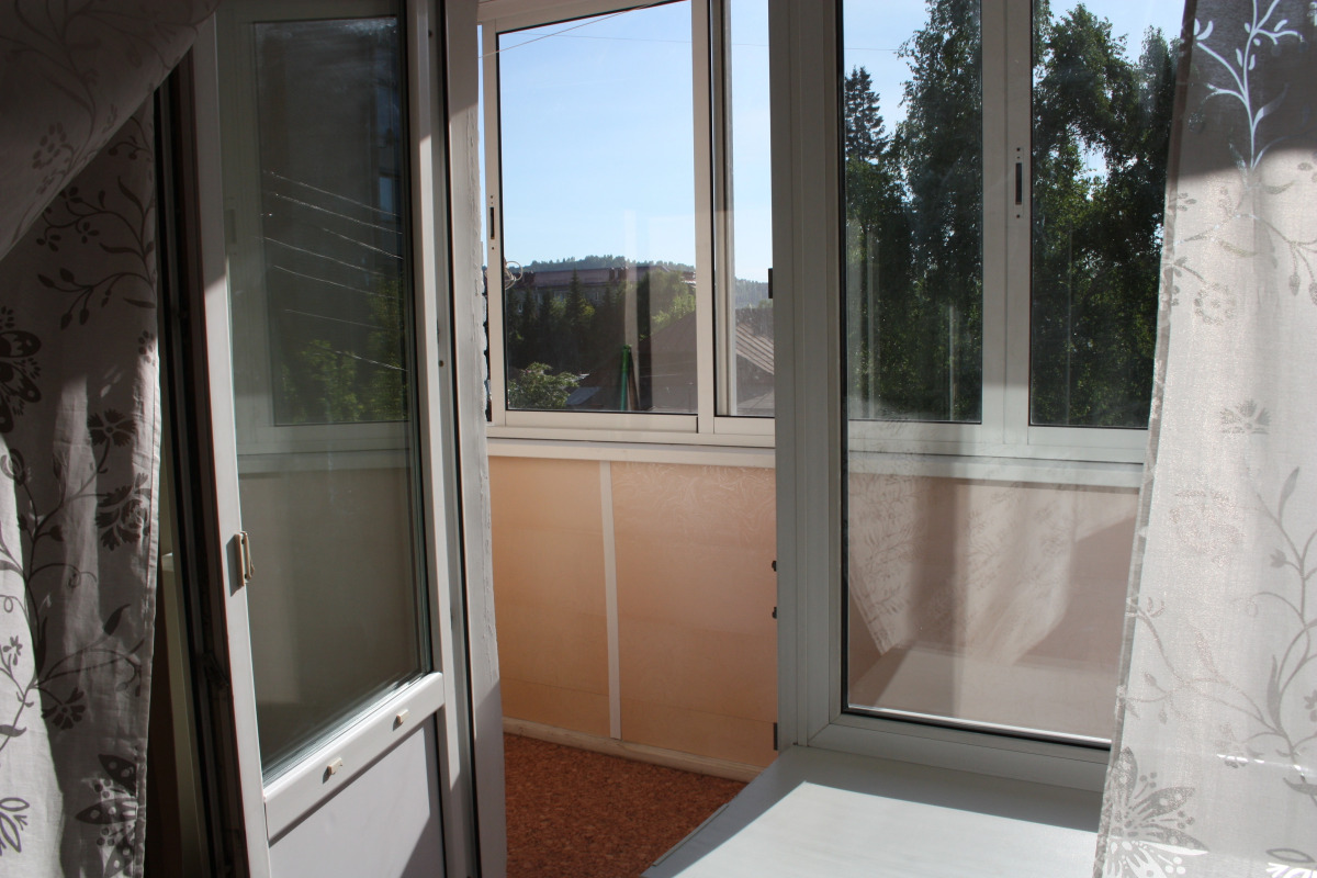 Апартаменты Коммунистический проспект 24а