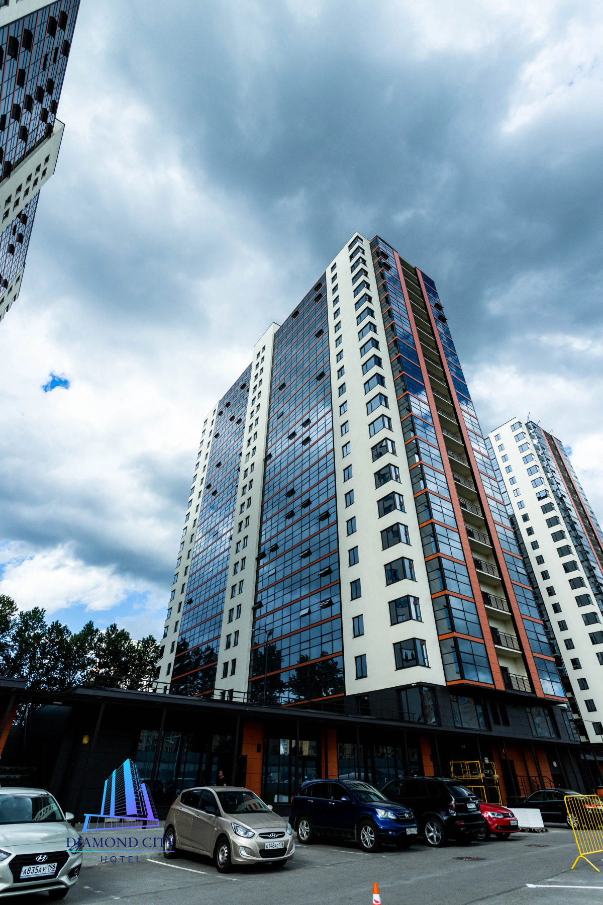 Отель Diamond City