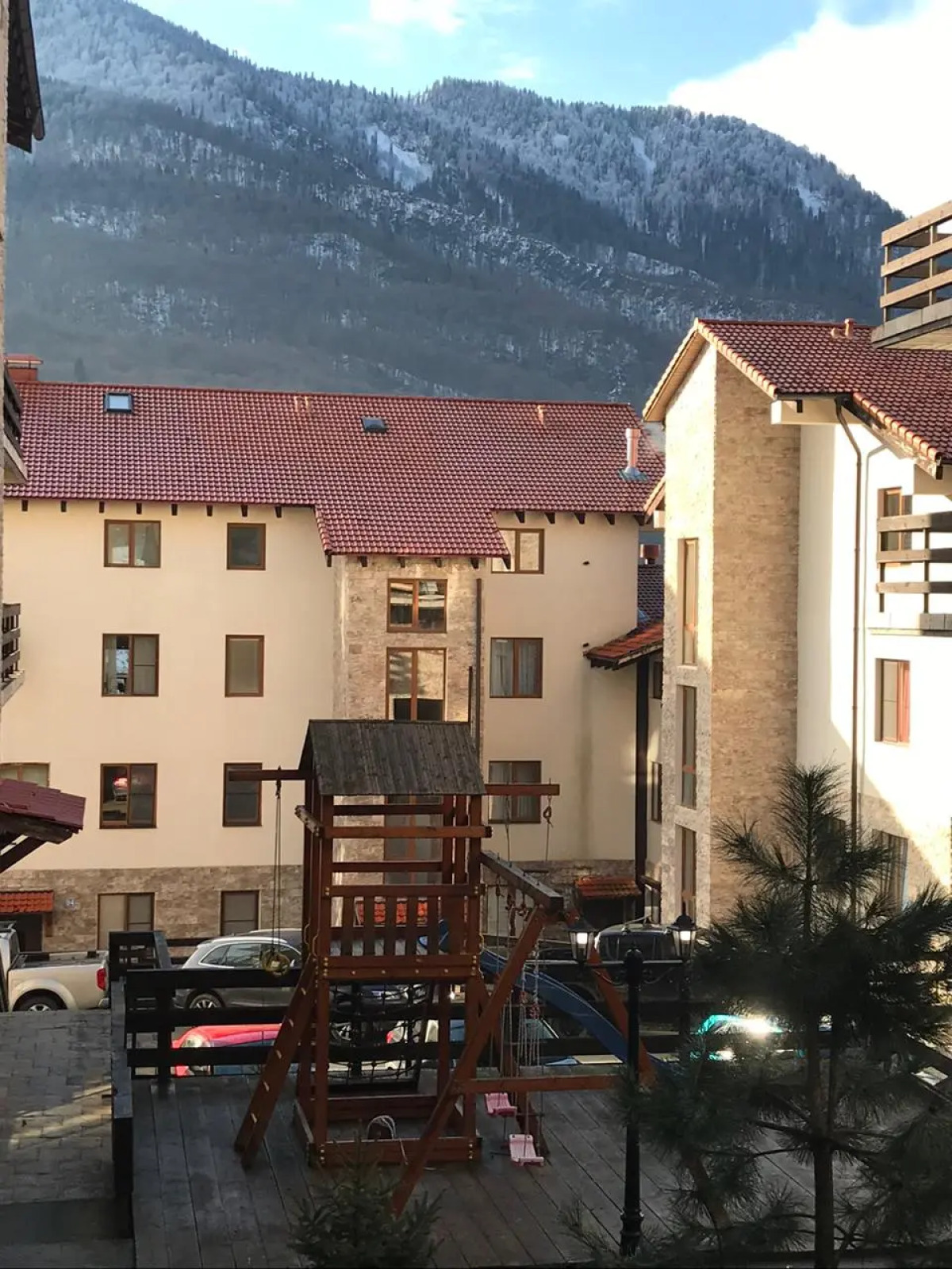 Апартаменты Романовские с видом на горы в Красной поляне