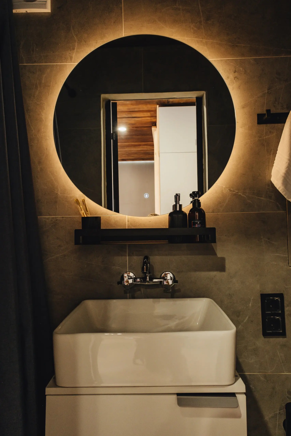 Квартира Стильная Студия для Отдыха на Дзержинского