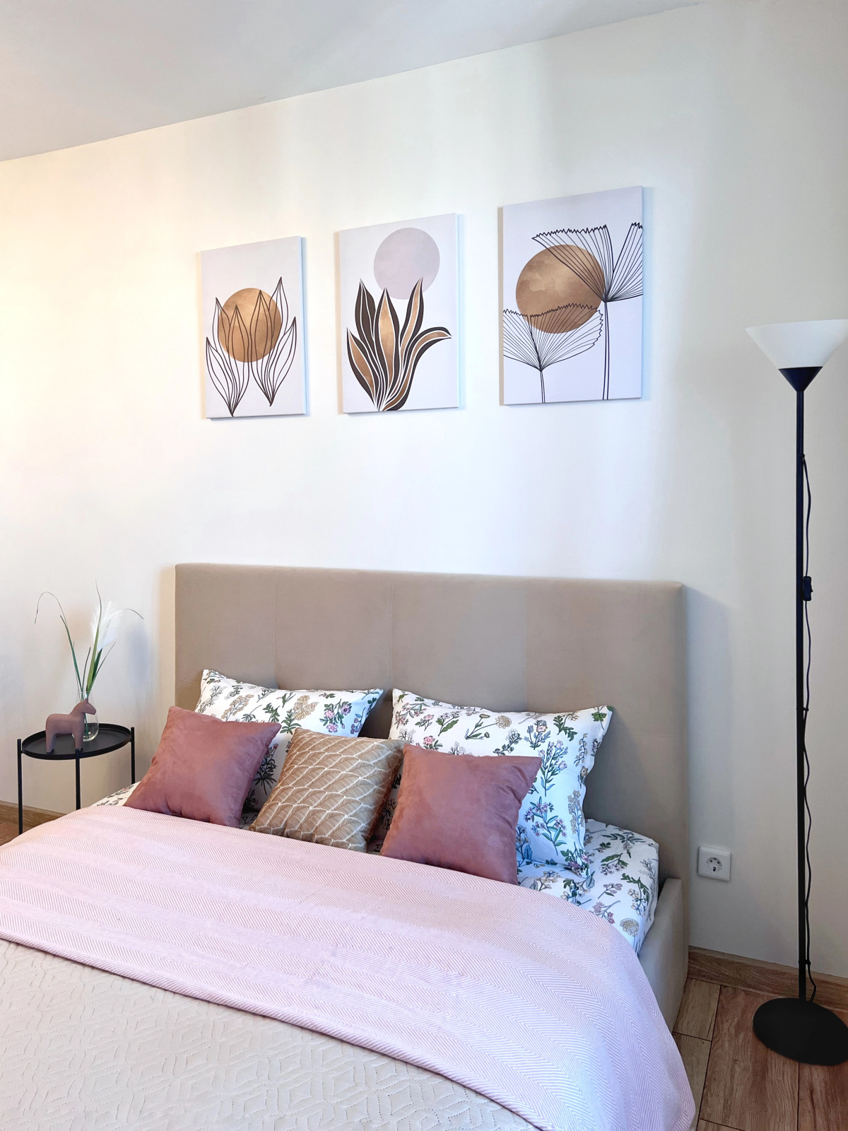 Апартаменты Granada Уютная студия в новом ЖК Шекспир с красивым видом на город