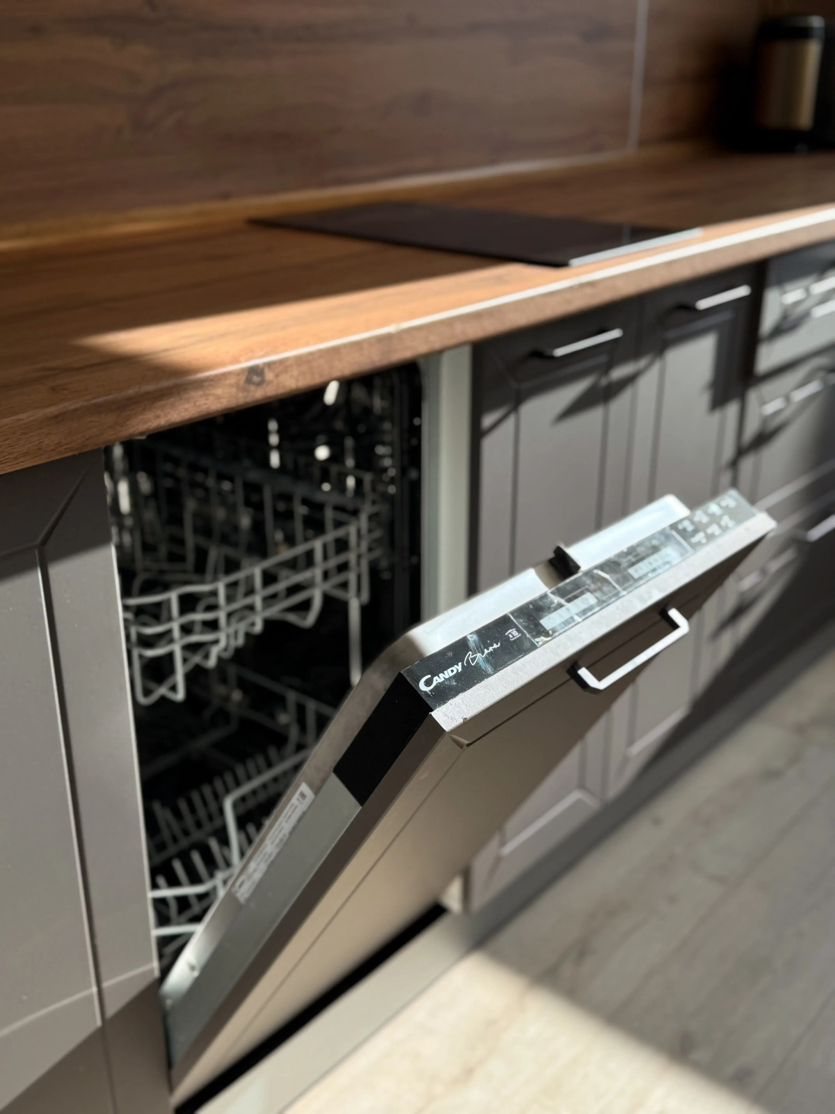 Квартира 2-комнатная на Октябрьской 3