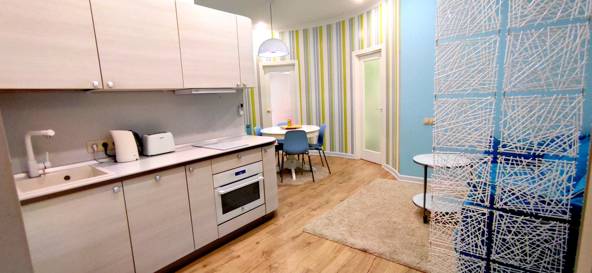 Апартаменты на Просвещения у Моря