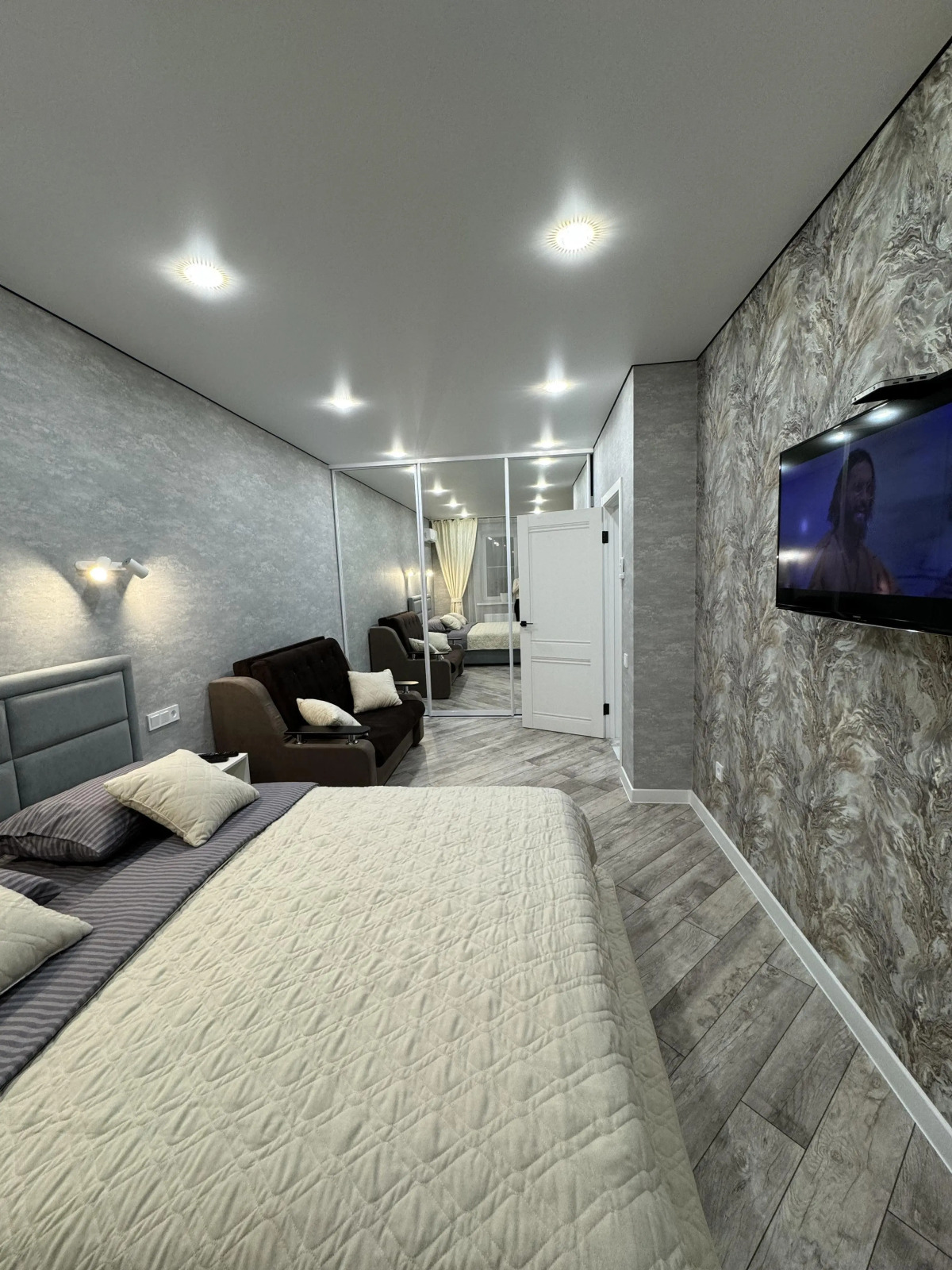 Квартира Посуточно на Первом Этаже