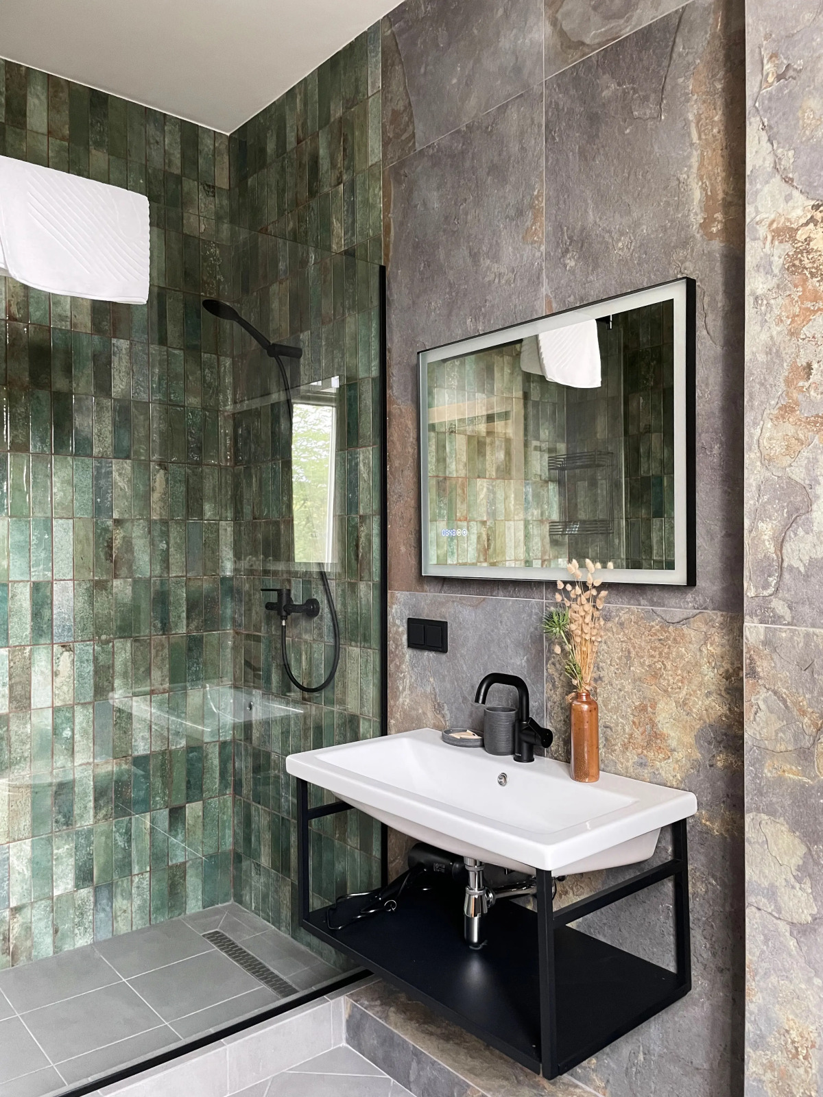 Отель Лес Георга