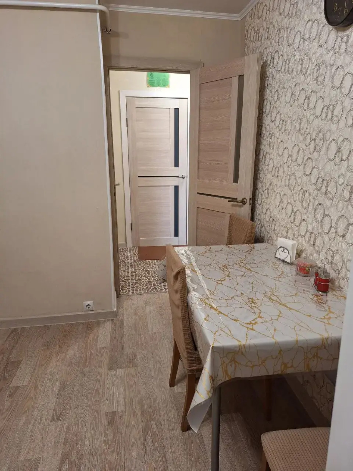 Квартира 1 комнатная 6 микрорайон 25