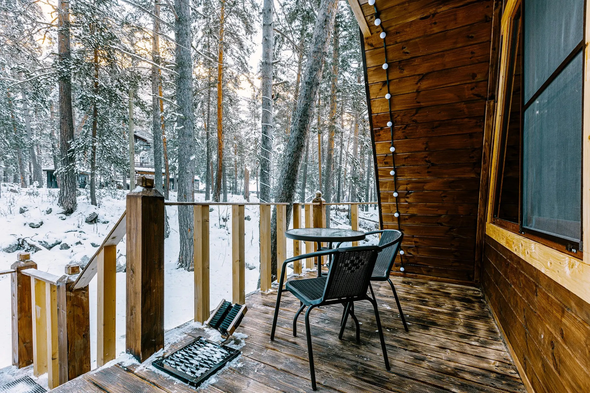 Коттедж в Лесу с Бассейном от Квартирукинг