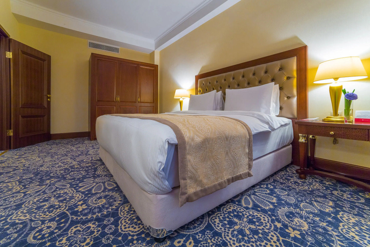Отель Ramada by Wyndham Almaty