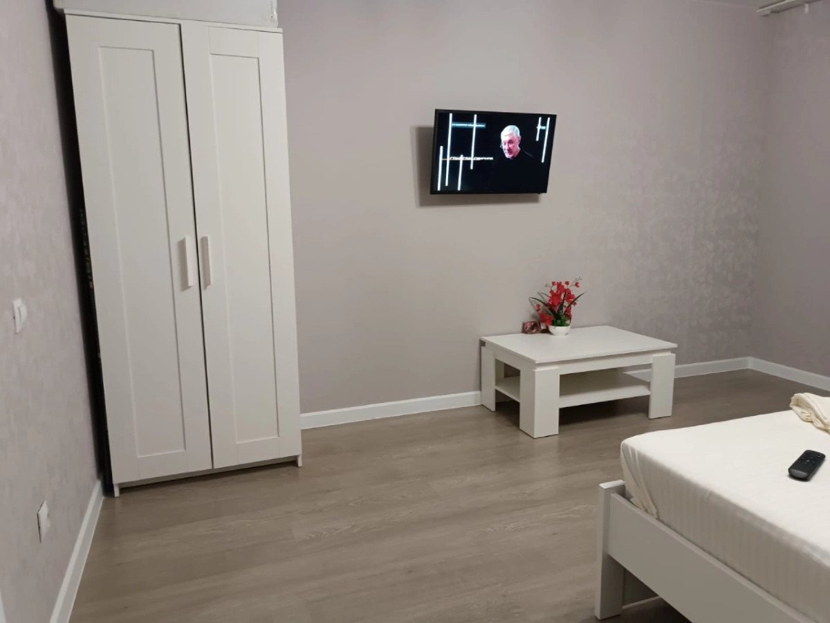 Апартаменты Лунная 43В