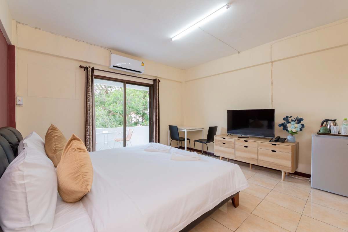 Отель Hillside Resort Pattaya