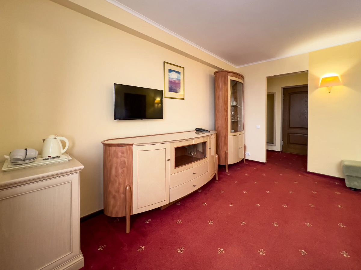 Отель Чёрное море (корпуса 1 и 2)