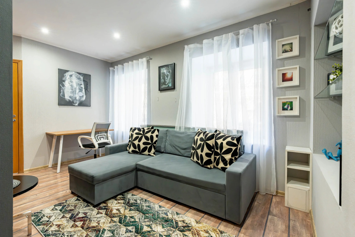 Апартаменты Sergeew Apartments 2-х комнатный апартамент на Пяти Углах