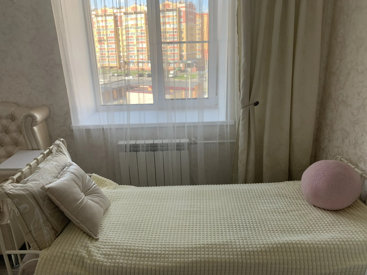 2-х комнатная новая, чистая, уютная и просторная квартира рядом с Набережной