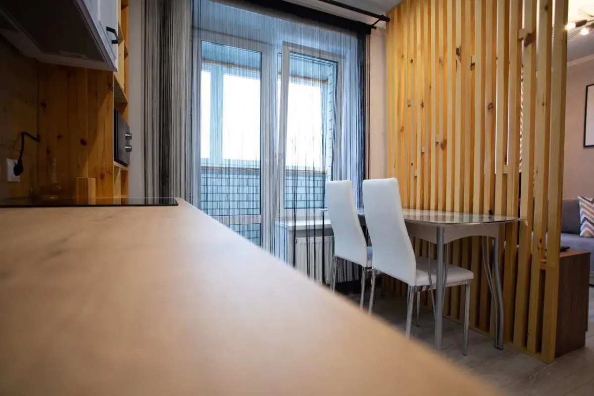 Квартира с Хорошим Ремонтом