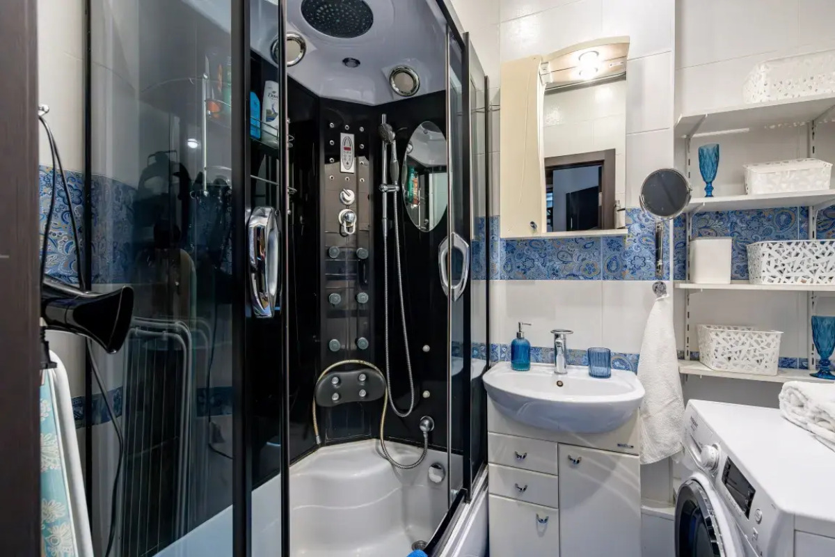 Апартаменты Voyage orange style Есенина 1/1