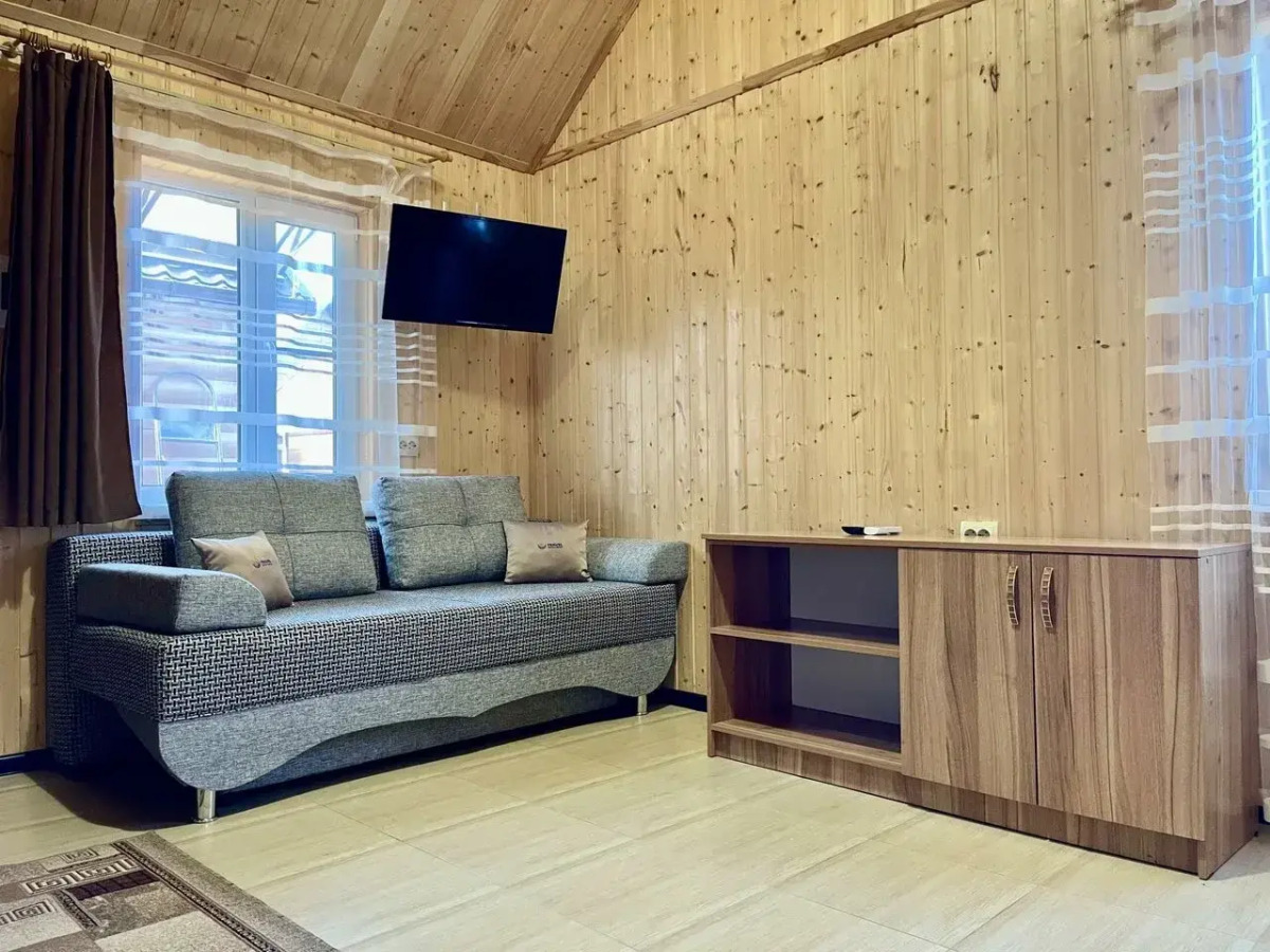 Гостевой дом У Пруда от Травел Хотелс Антураж