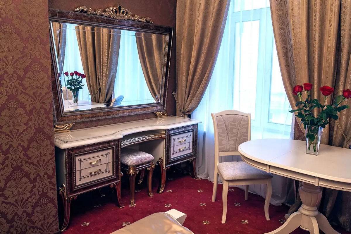 Меблированные комнаты Питер