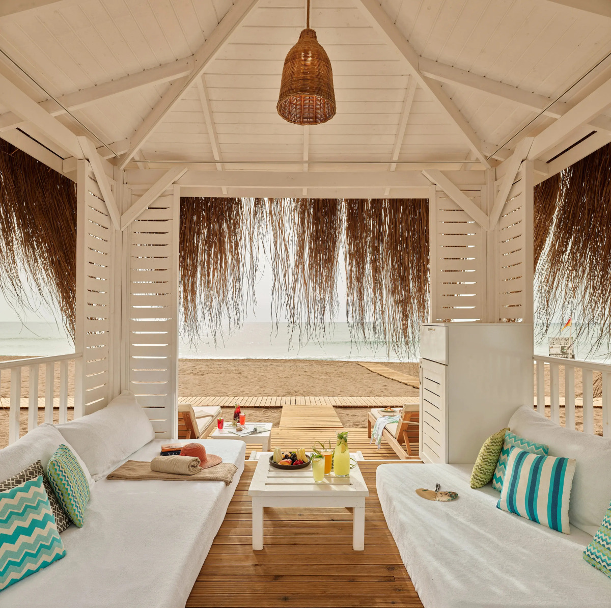 Lara Barut Collection