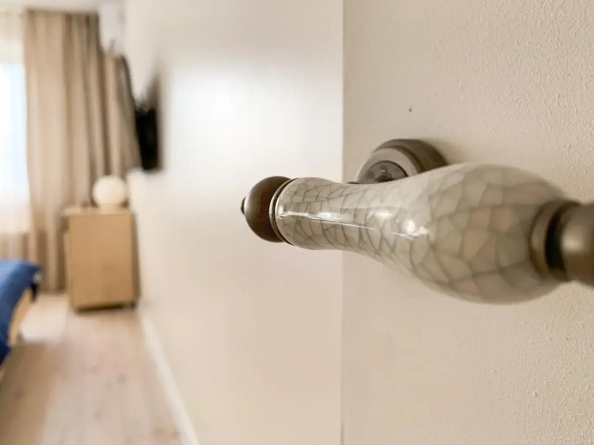 Квартира на Тополиной аллее с просторной кухней