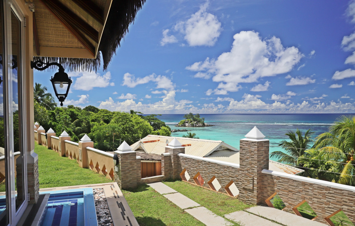 Апартаменты Au Fond De Mer View