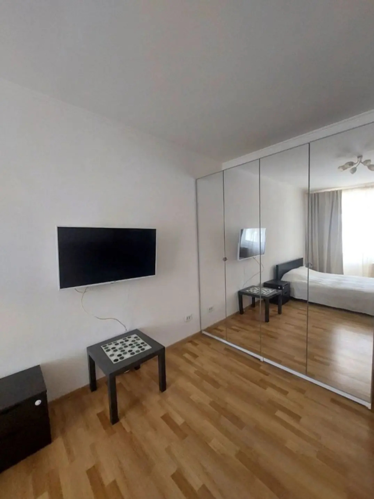 Квартира на Кадомцева