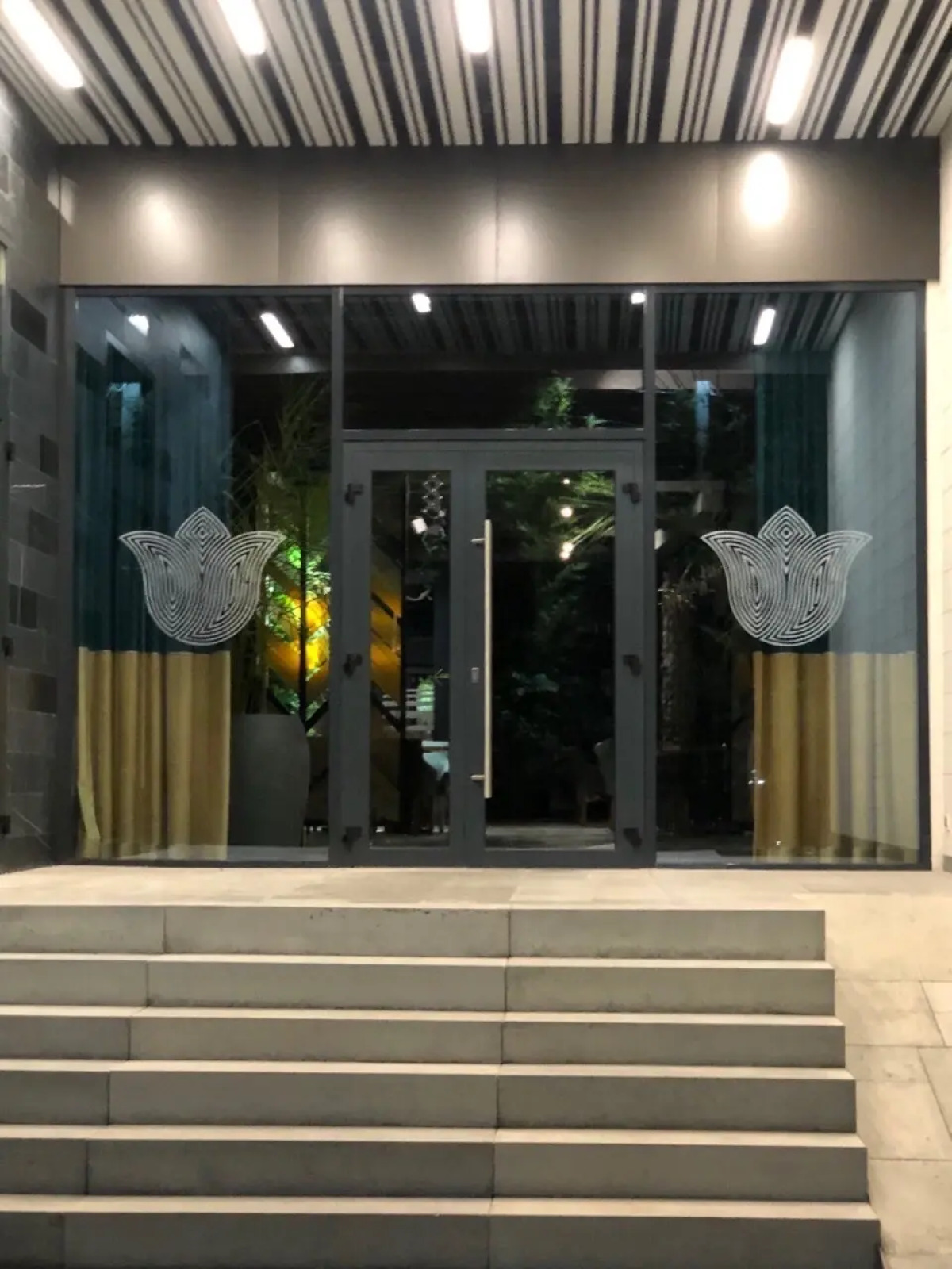 Отель Tulip Residence & Spa