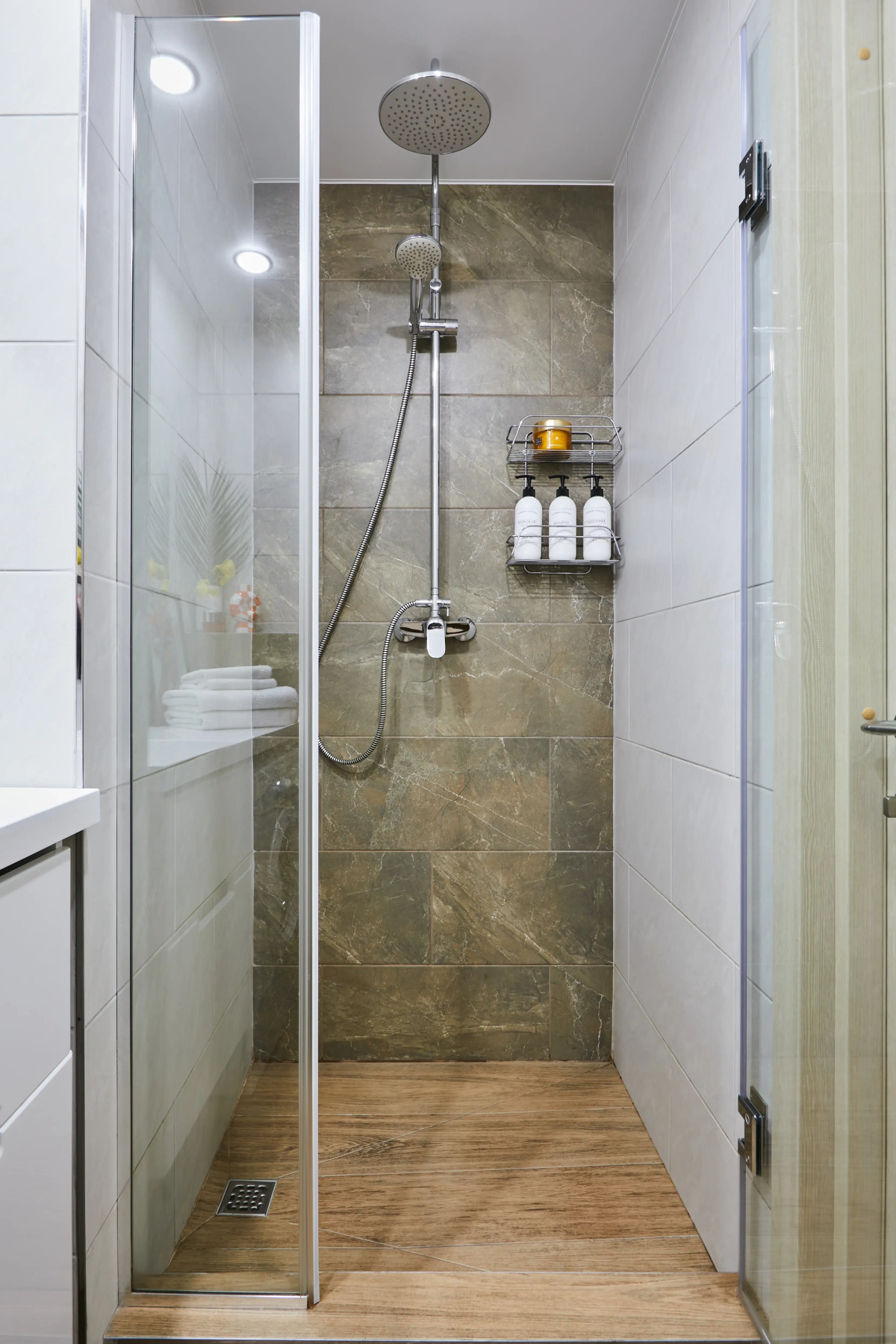 Апартаменты Tropical Apart от APARTMENTS & stories