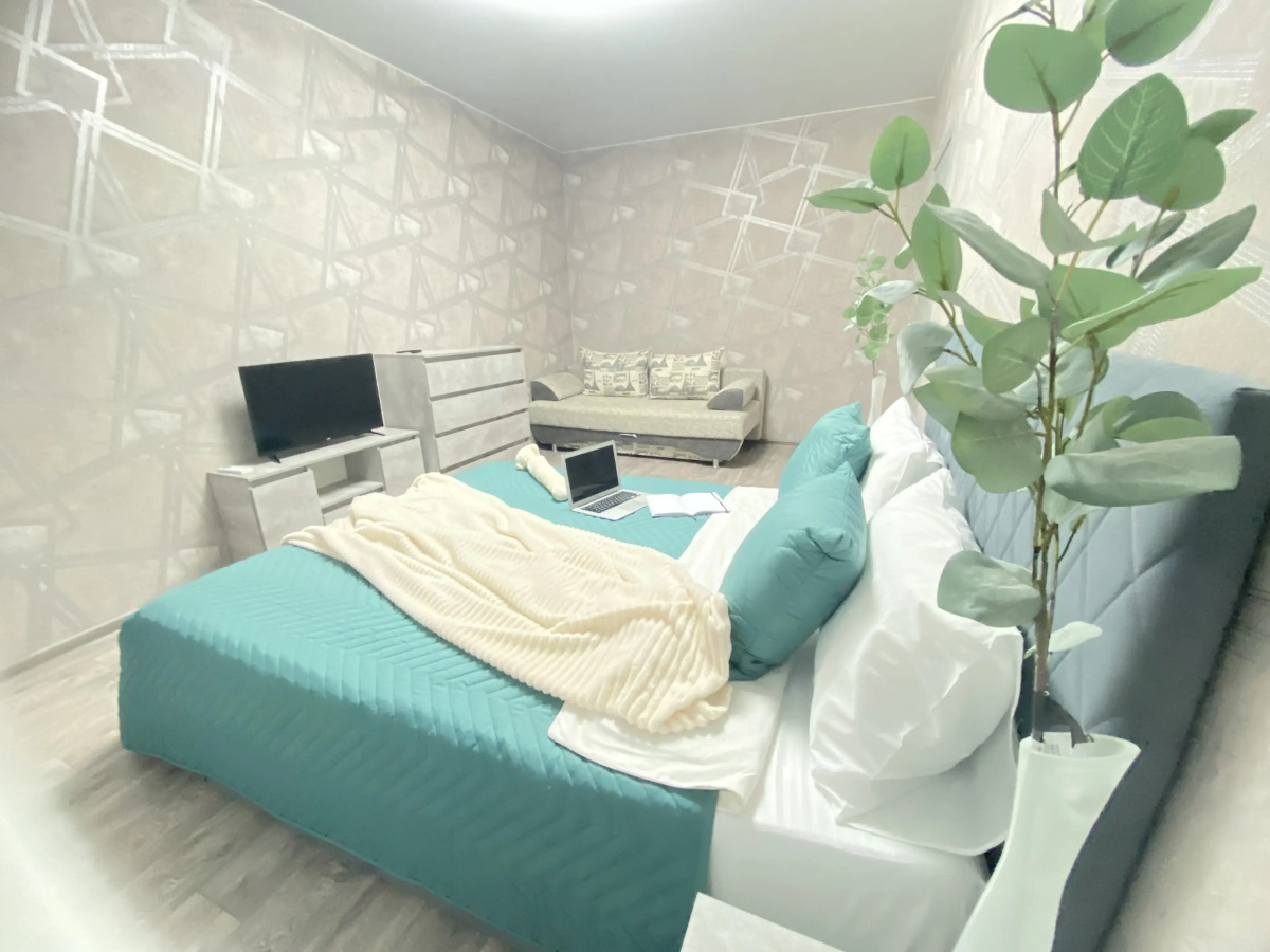 Апартаменты 1-комн Квартира 41кв.м, возле ТЦ Сити Парк ул. Севастопольская д.25 В