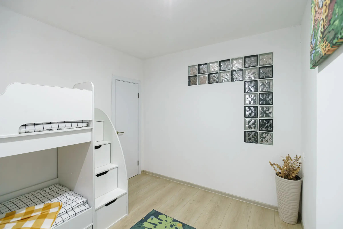 Квартира Апартаменты с Великолепным Видом на Реку и Город с Отдельной Детской Спальней