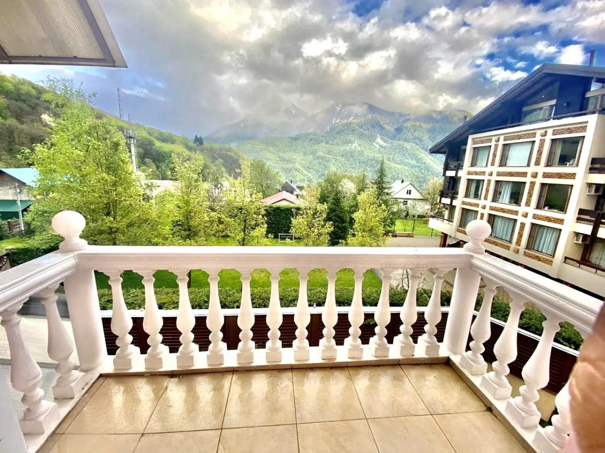 Коттедж на Красной Поляне на 11 человек