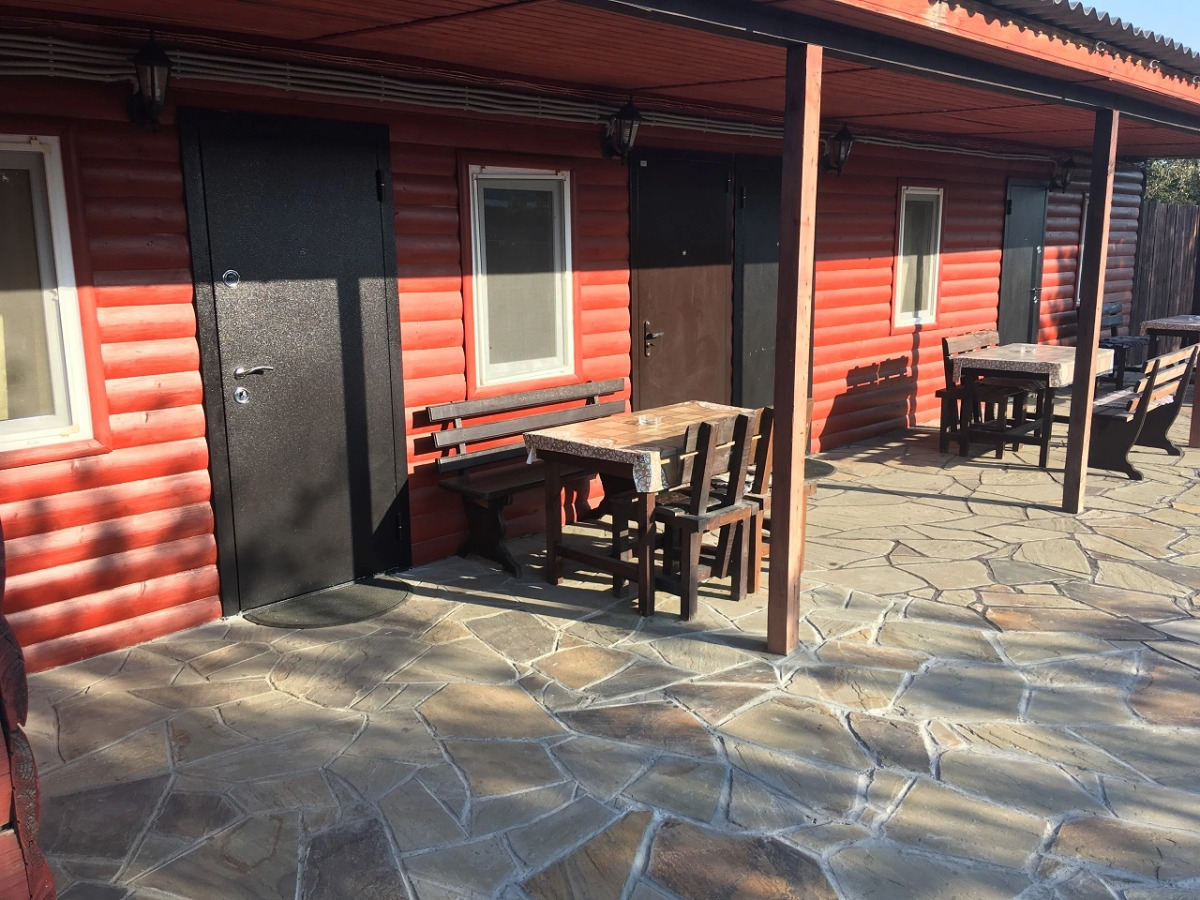 Belyij Dom Na Trasse M4 Don Hotel	