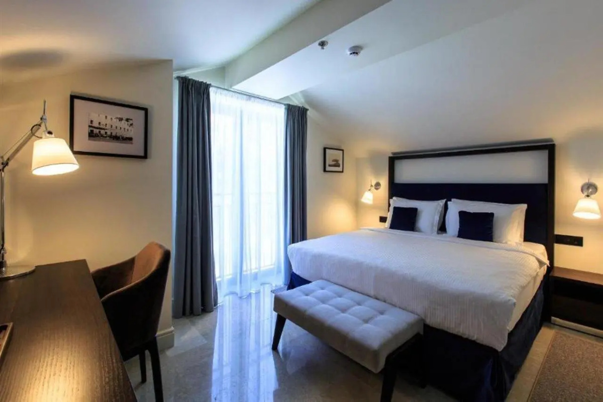 Отель California by Aycon