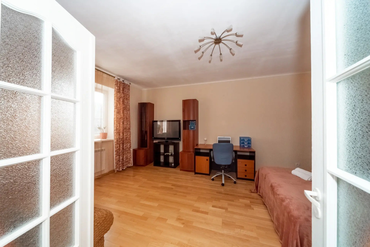 Апартаменты на аллее Поликарпова, 2