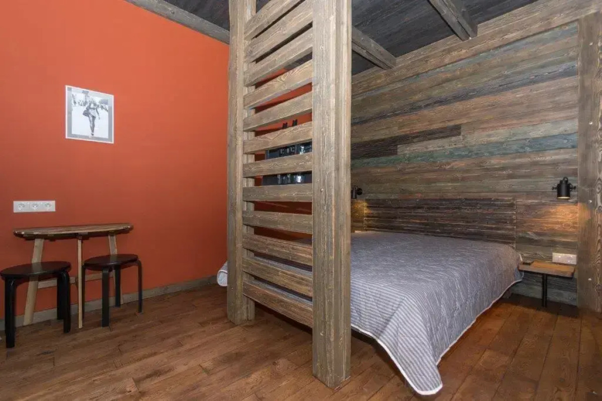 Апартаменты в Центре Города у Нарымского Сквера 1