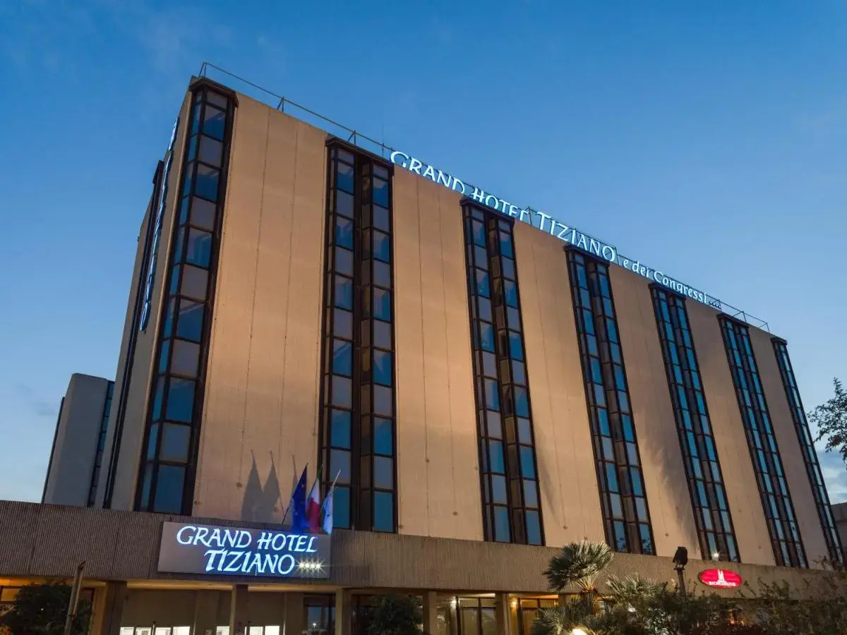 Hotel  Grand Hotel Tiziano e dei Congressi