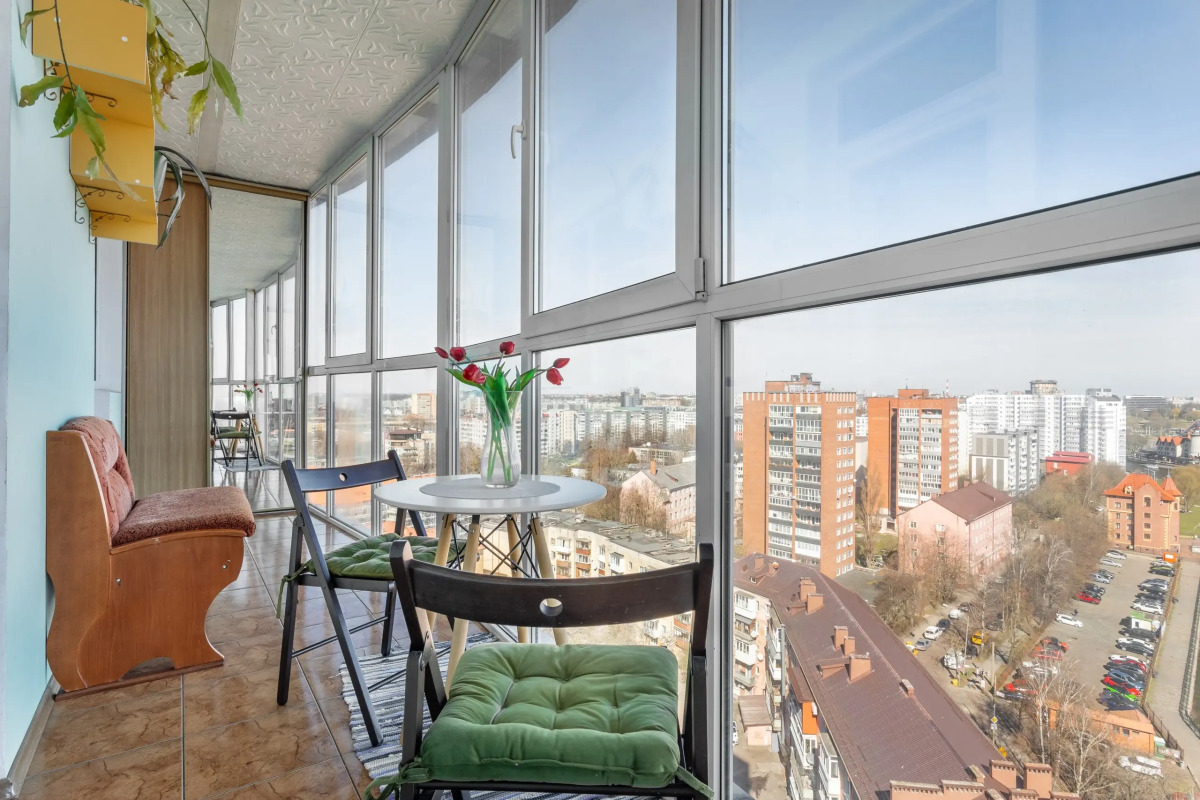 Апартаменты Эпроновская 1