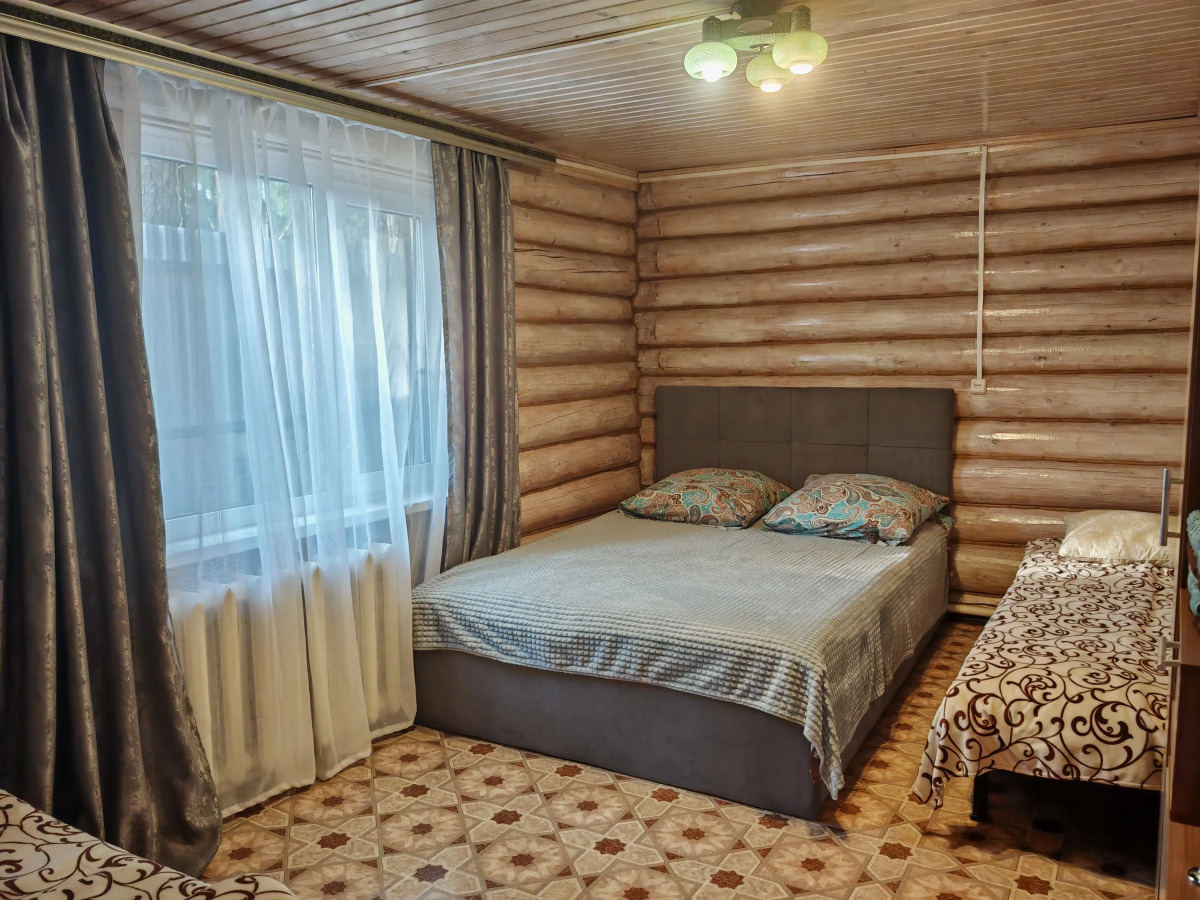 Частный дом на берегу озера Волго-Селигер