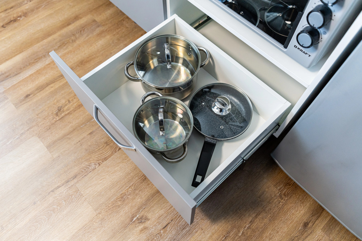 Апартаменты в Нoвоpоccийcкe c Дизaйнерcким Рeмoнтoм 1