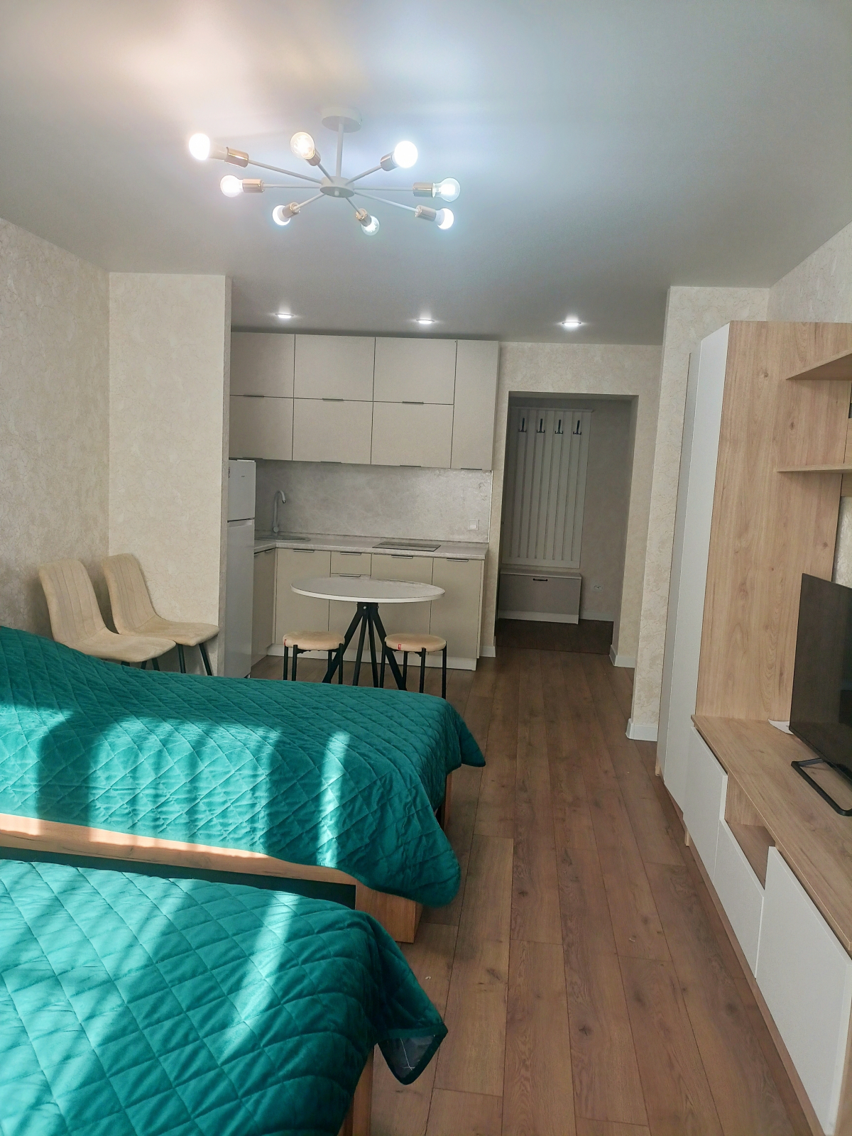 Апартаменты студия 45 на Симанина 14