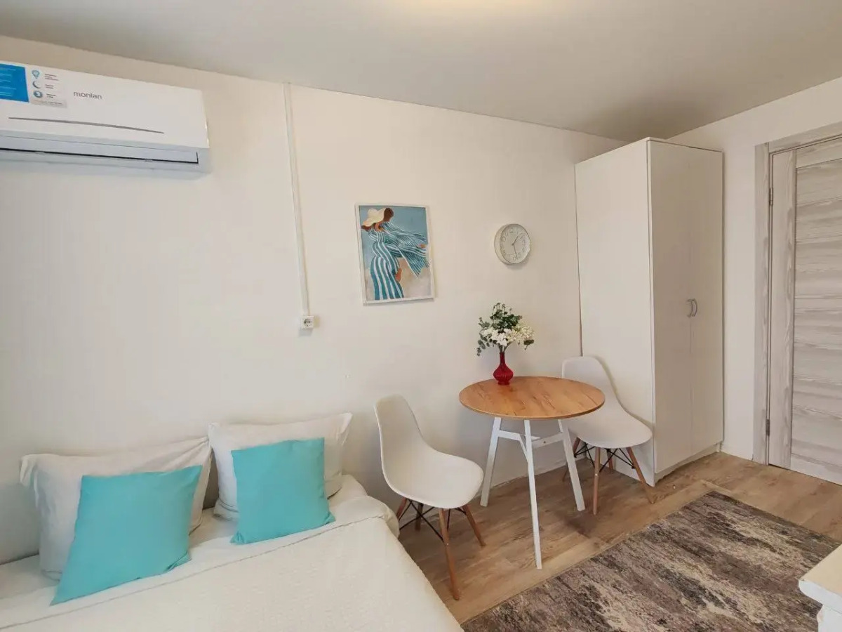 Апартаменты  Ново-Садовая 273