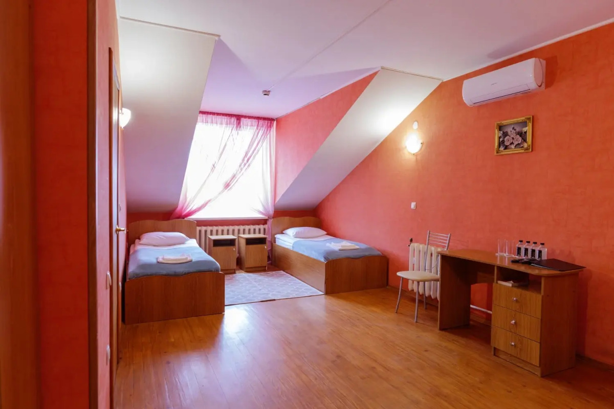 Мотель Радуга