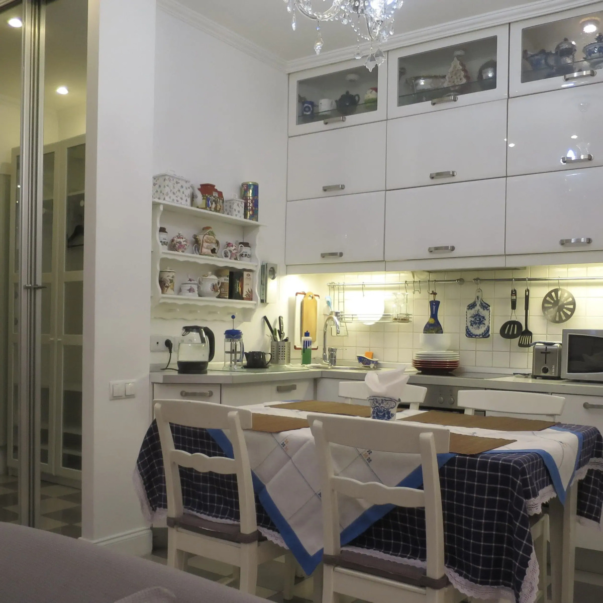 Квартира у Кремля с 2-спальнями и гостиной Шикарный вид