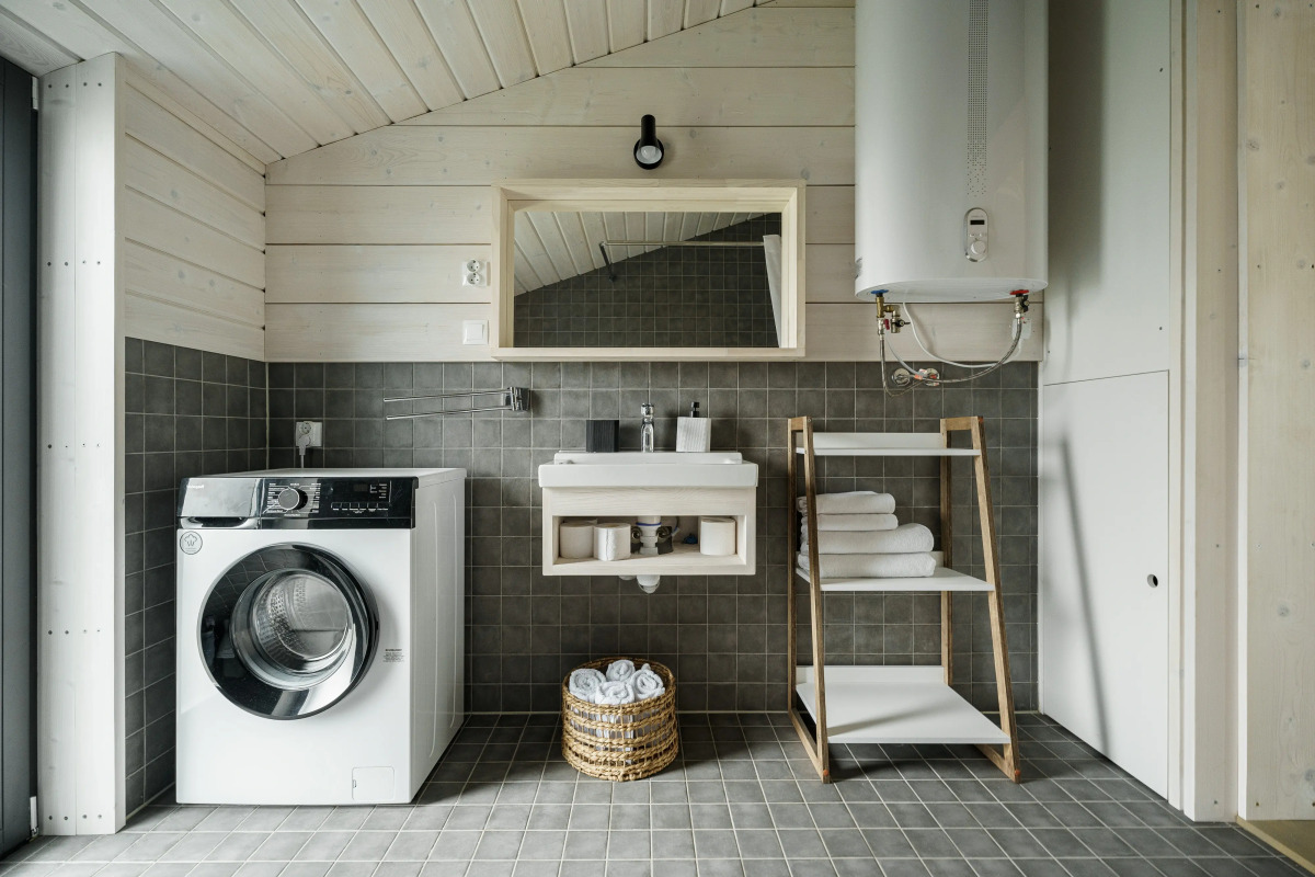 Частный дом коттедж семейный три тома  у Финского залива