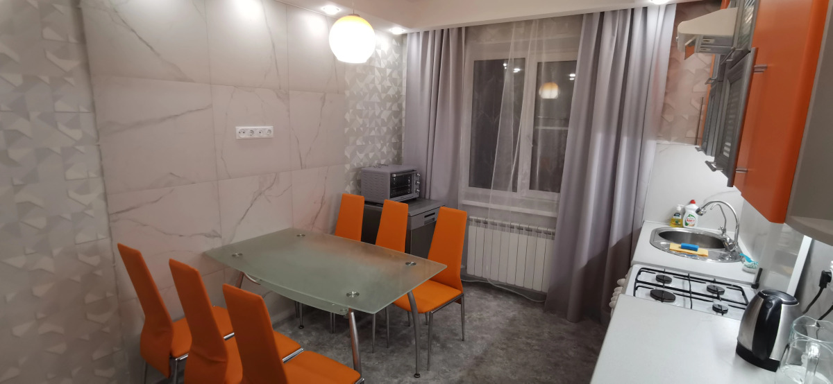 Апартаменты в Частном Доме на Первом Этаже