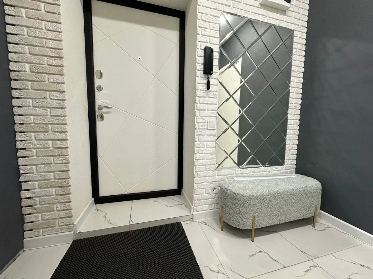 Квартира с дизайнерским ремонтом Cталинка