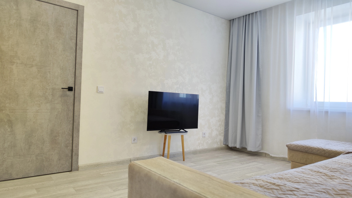 Апартаменты Panda Home возле ТЦ Остров