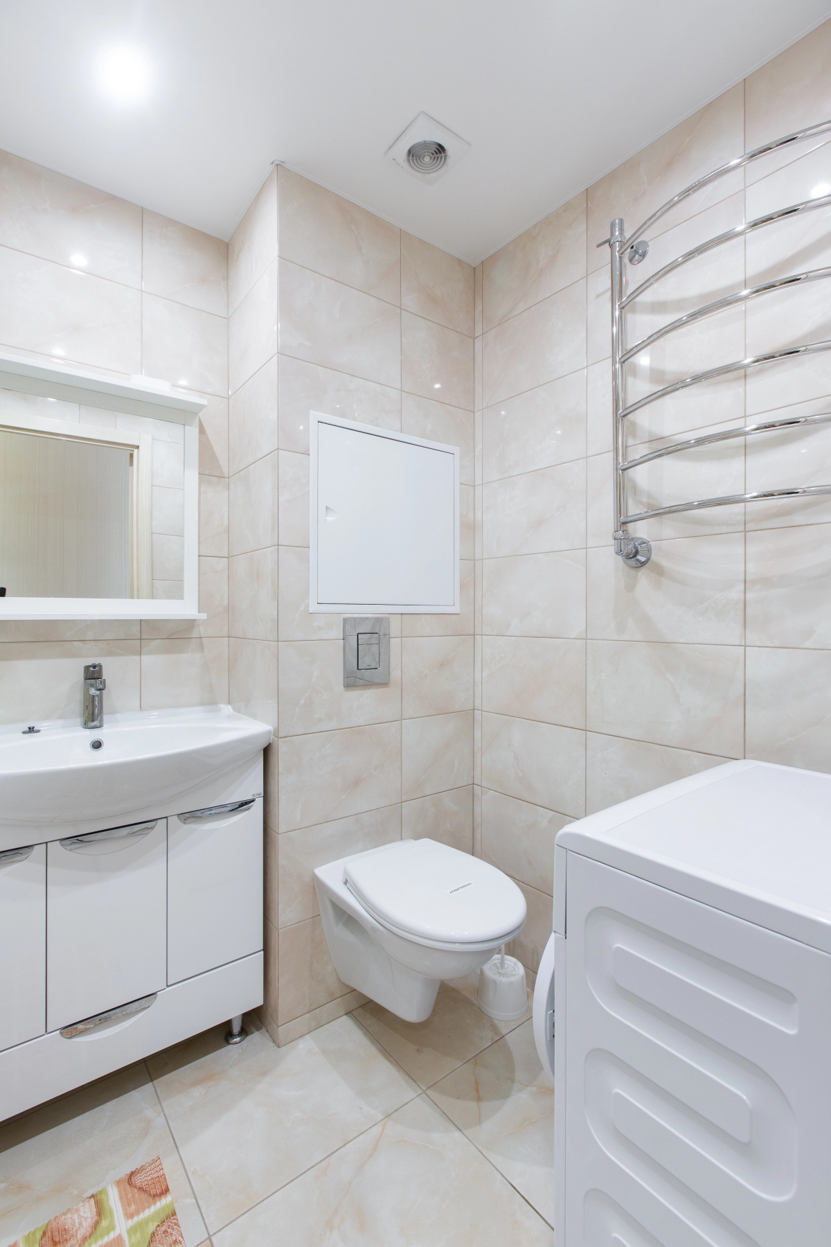 1b  Krasnogrskij 46 Apartments