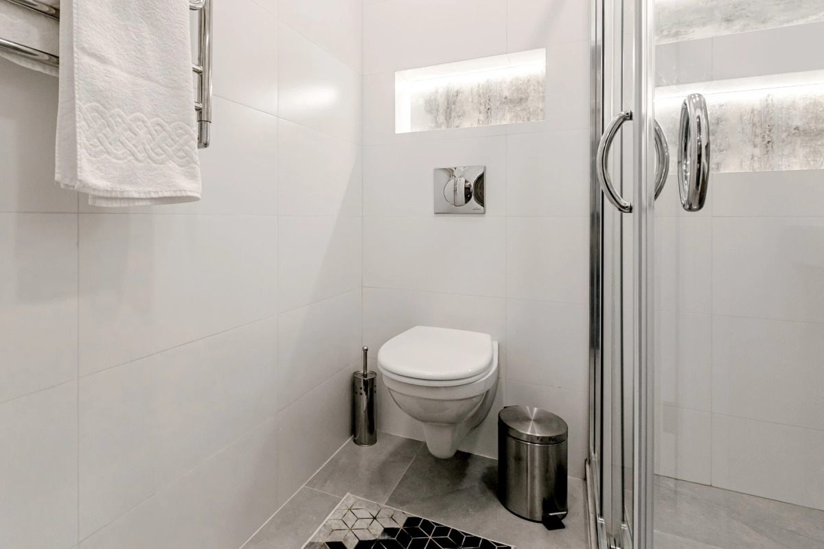 Апартаменты «Оливия» Ирины Савельевой - В парке у долины роз и красного солнышка